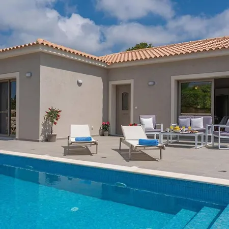 Pessadiana Retreat Relaxing Tranquil Luxurious * Pesádha